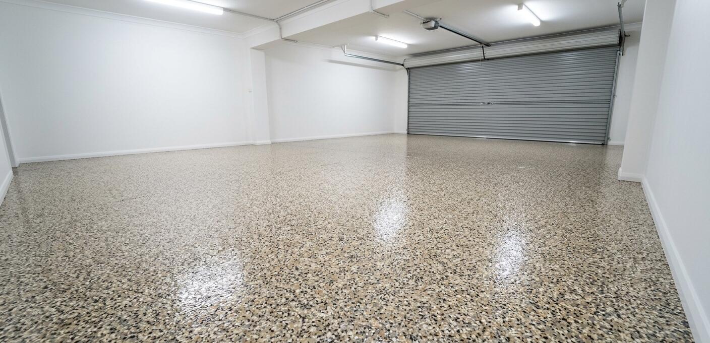 Flake epoxy floor